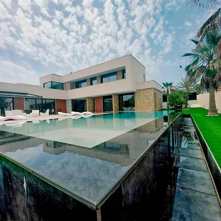 Inmovecos Gawy 2 De Lujo Con Piscina Privada *