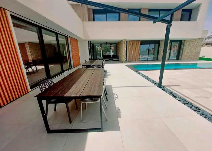 Inmovecos Gawy 2 De Lujo Con Piscina Privada Villa